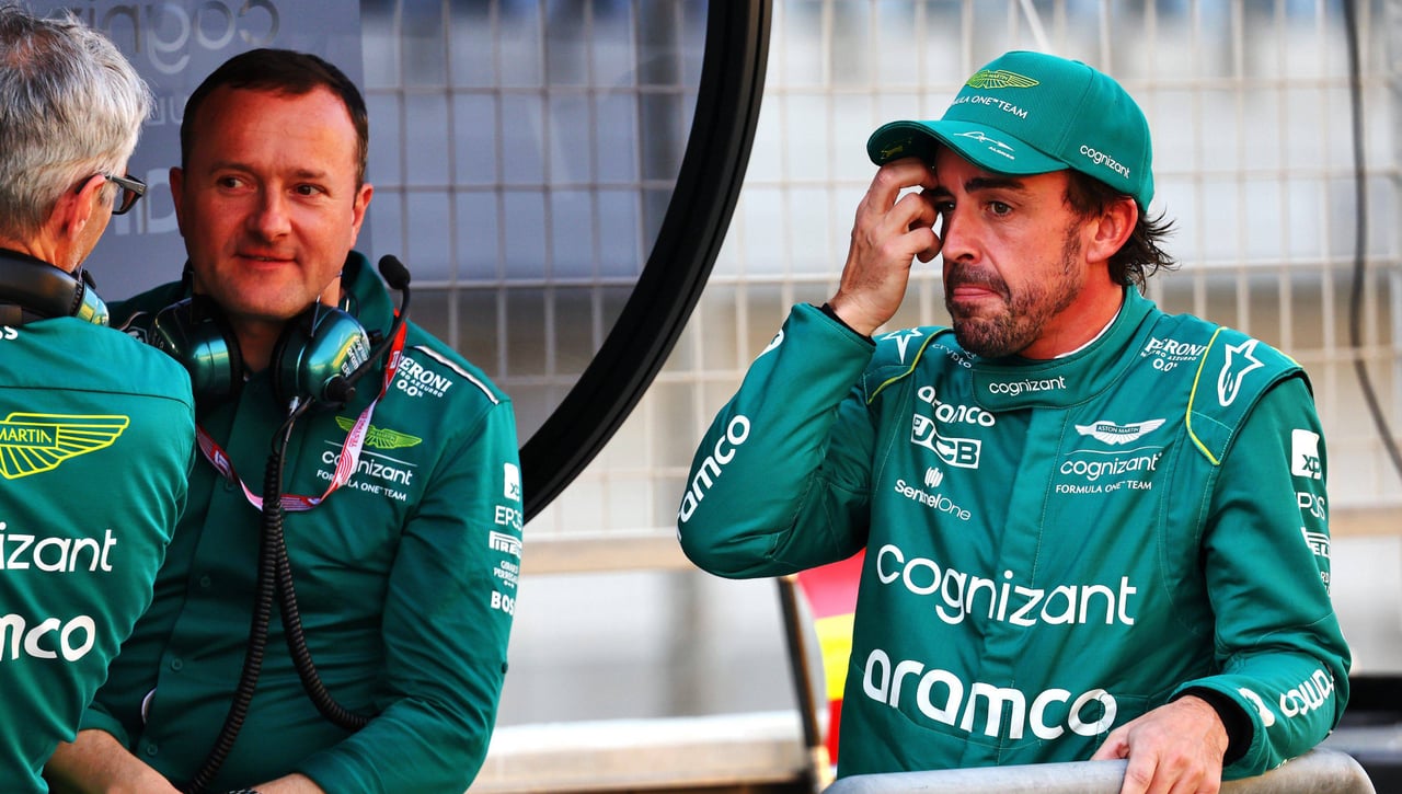 Fernando Alonso se agarra a un clavo ardiendo con Aston Martin