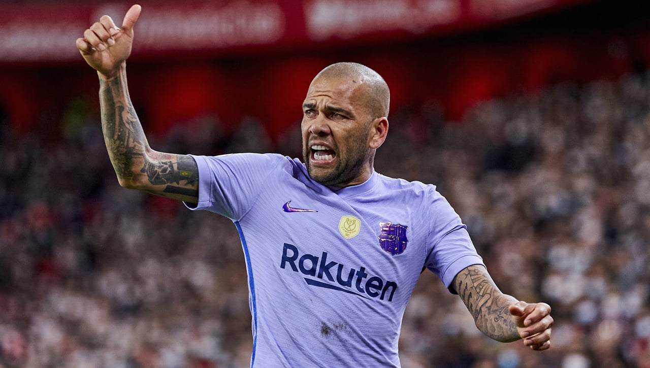 Cómo el Sevilla le 'robó' a la Serie A el fichaje de Dani Alves