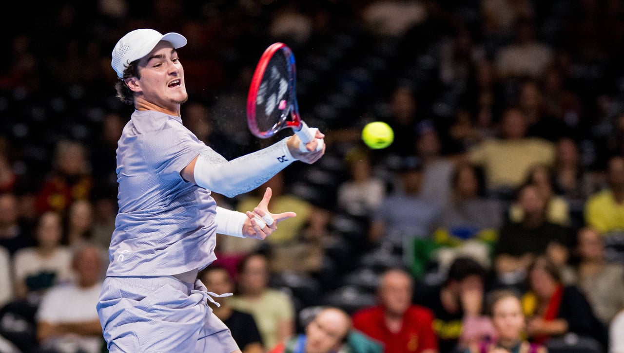 Joao Fonseca toca fondo tras caer en Bruselas