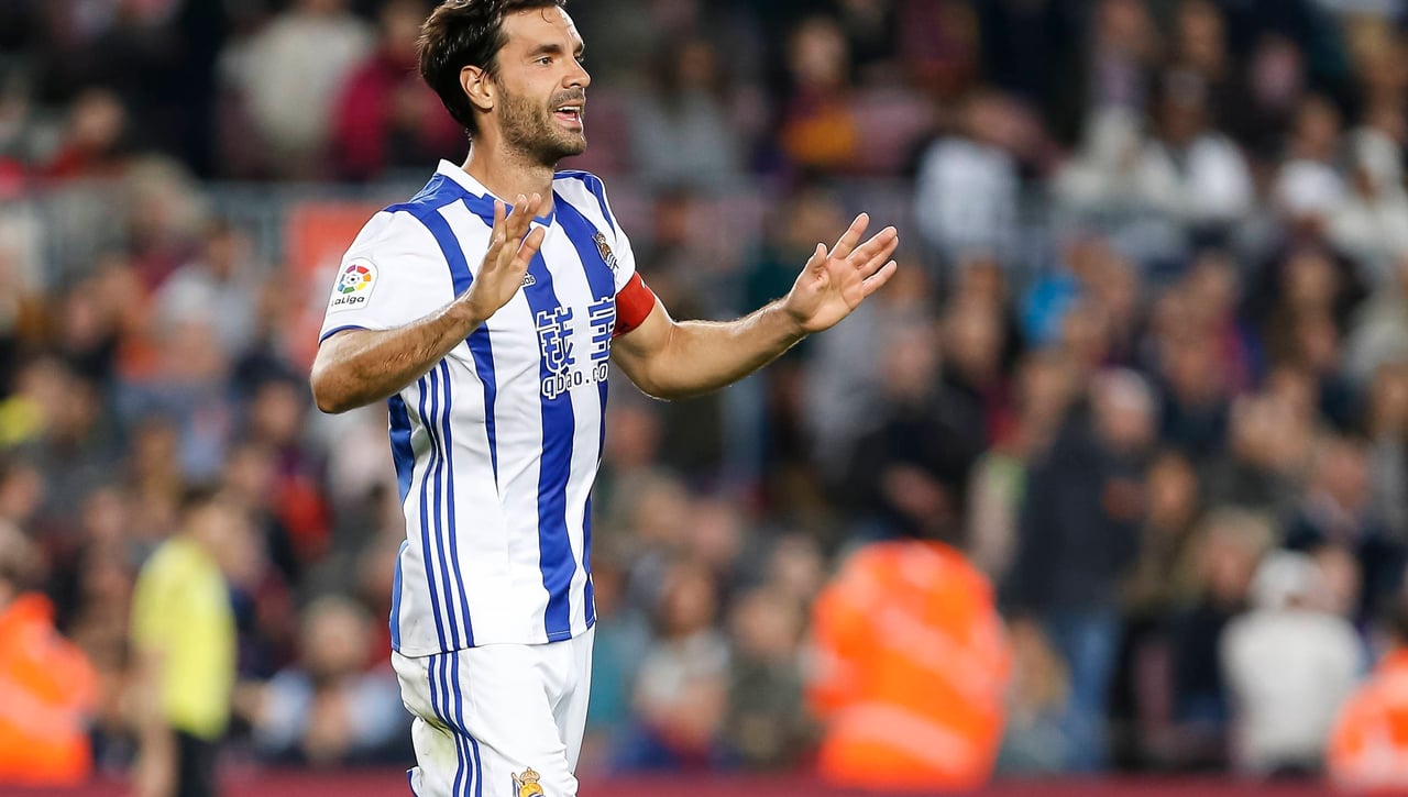 La Real Sociedad anuncia la vuelta de una leyenda txuri urdin