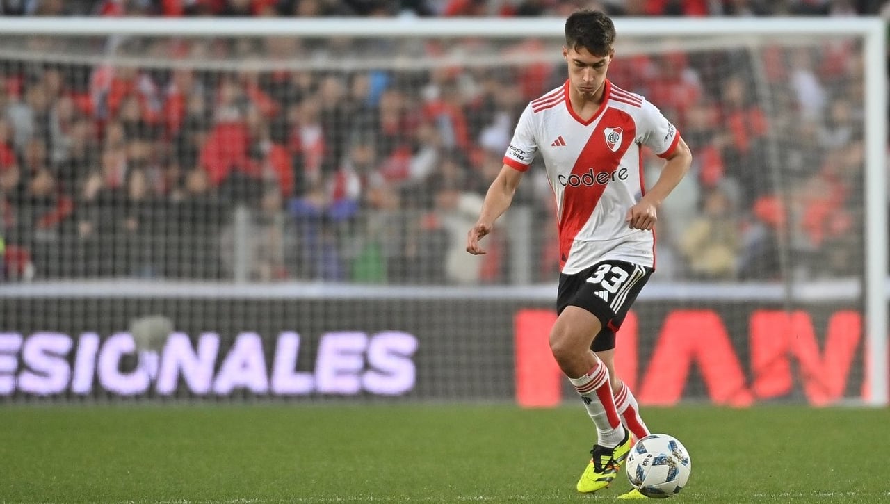 Una nueva vía para Gattoni: el problema que frena su cambio de equipo 