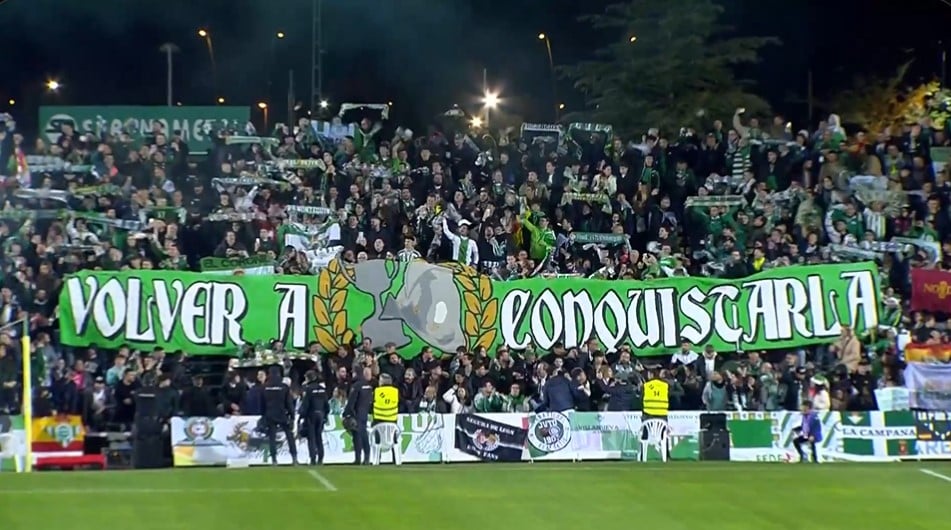 El tifo del Betis para la Copa del Rey ante el Villanovense: "Volver a Plaza Nueva"