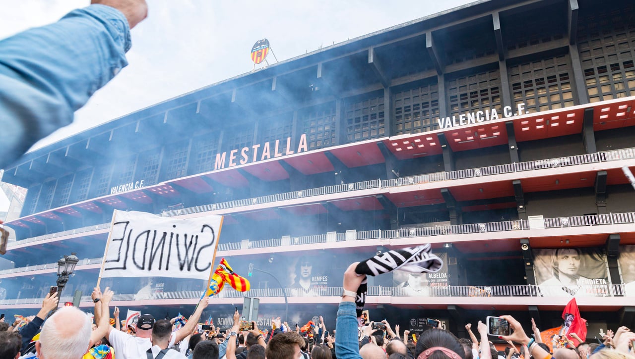 Peter Lim prepara la posible venta del Valencia