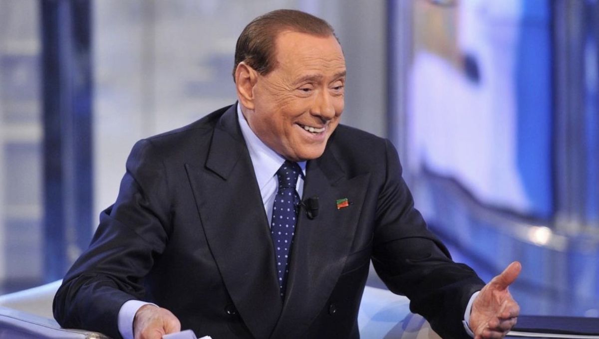 Silvio Berlusconi, ingresado en la UCI con leucemia