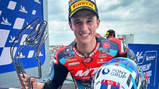 Sergio García Dols devuelve la afrenta y 'guerra abierta' en Moto3