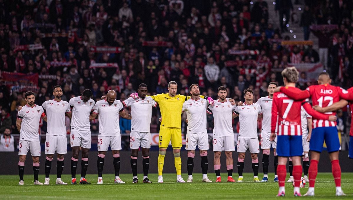El fútbol profesional, a la altura: su respuesta a las cuatro muertes antes del Atleti - Sevilla