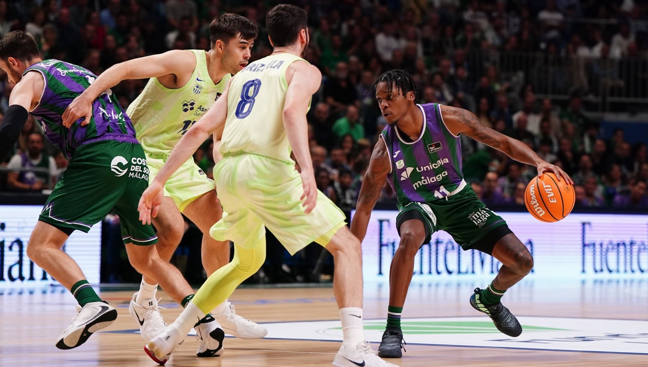 El Unicaja le enseña al Barça quien manda en la ACB 