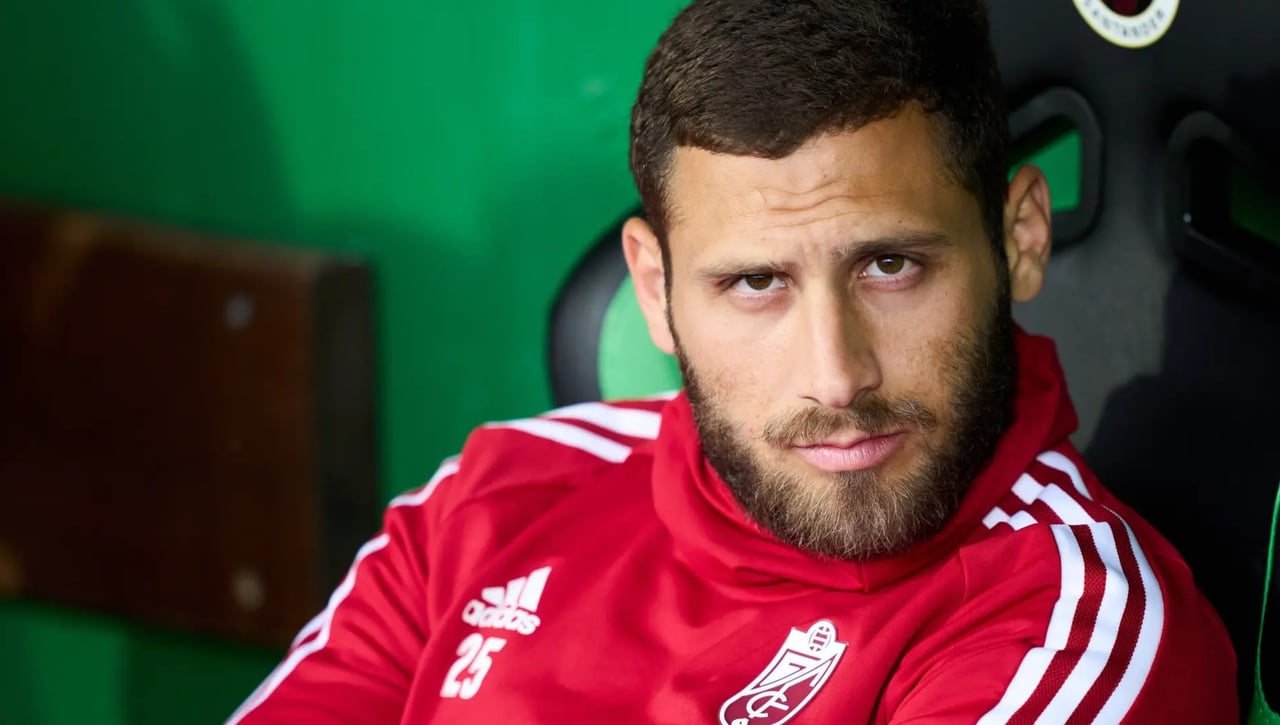 Osasuna prepara un recibimiento hostil contra un jugador del Granada