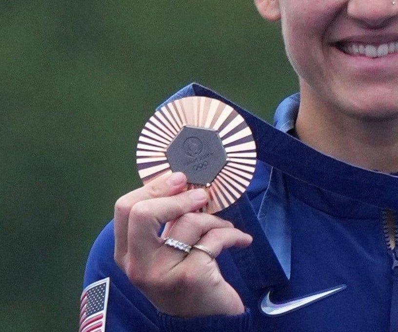 Detienen en Paris a un brasileño por vender medallas falsificadas de los Juegos Olímpicos