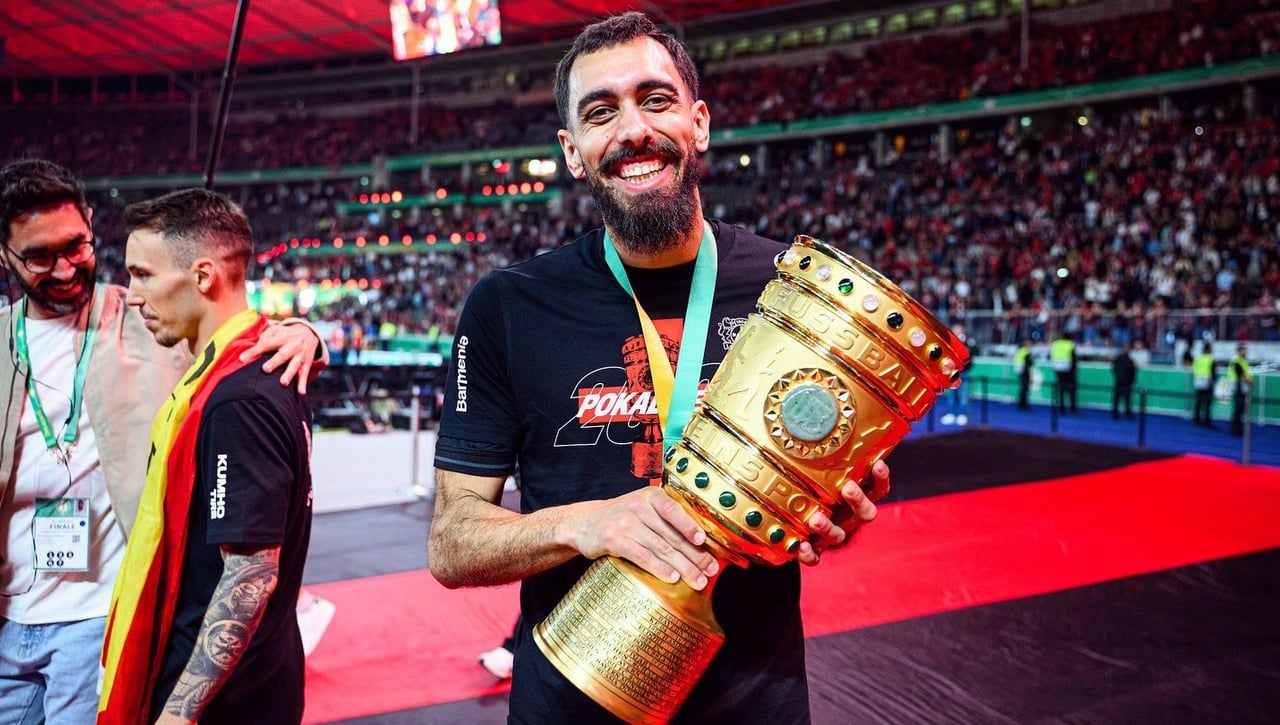 'Persiguen' a Borja Iglesias, que podría reencontrarse con el Bayer Leverkusen