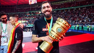 'Persiguen' a Borja Iglesias, que podría reencontrarse con el Bayer Leverkusen