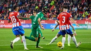 Girona 2 - 0 Osasuna: El Girona capea el temporal