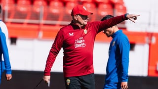 A Pepe Mel le cortan el rollo "en pleno subidón"  