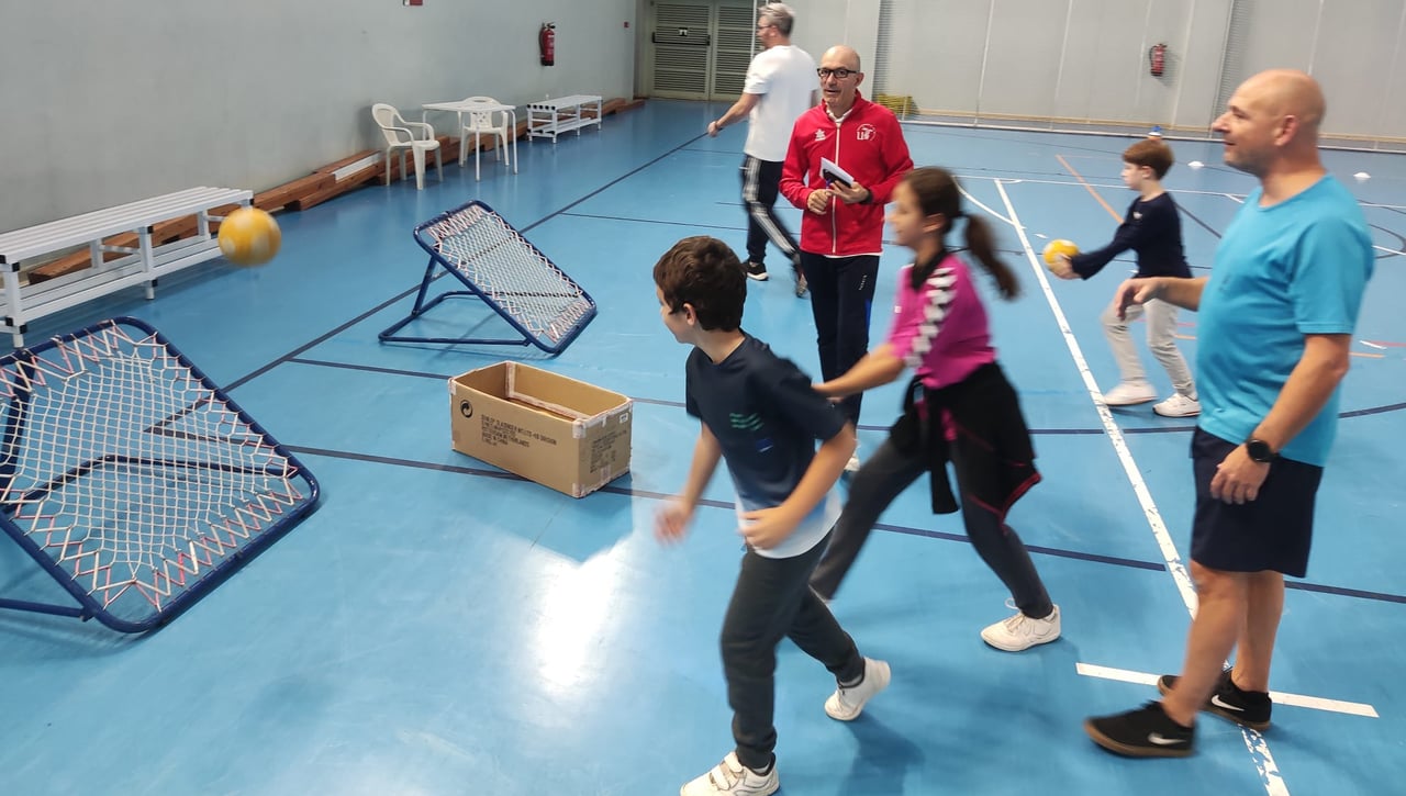 Jornada de diversión de Decatlón de deportes alternativos