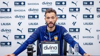 Corberán aprieta al Valencia con los fichajes de enero: "El club sabe las necesidades que tenemos"