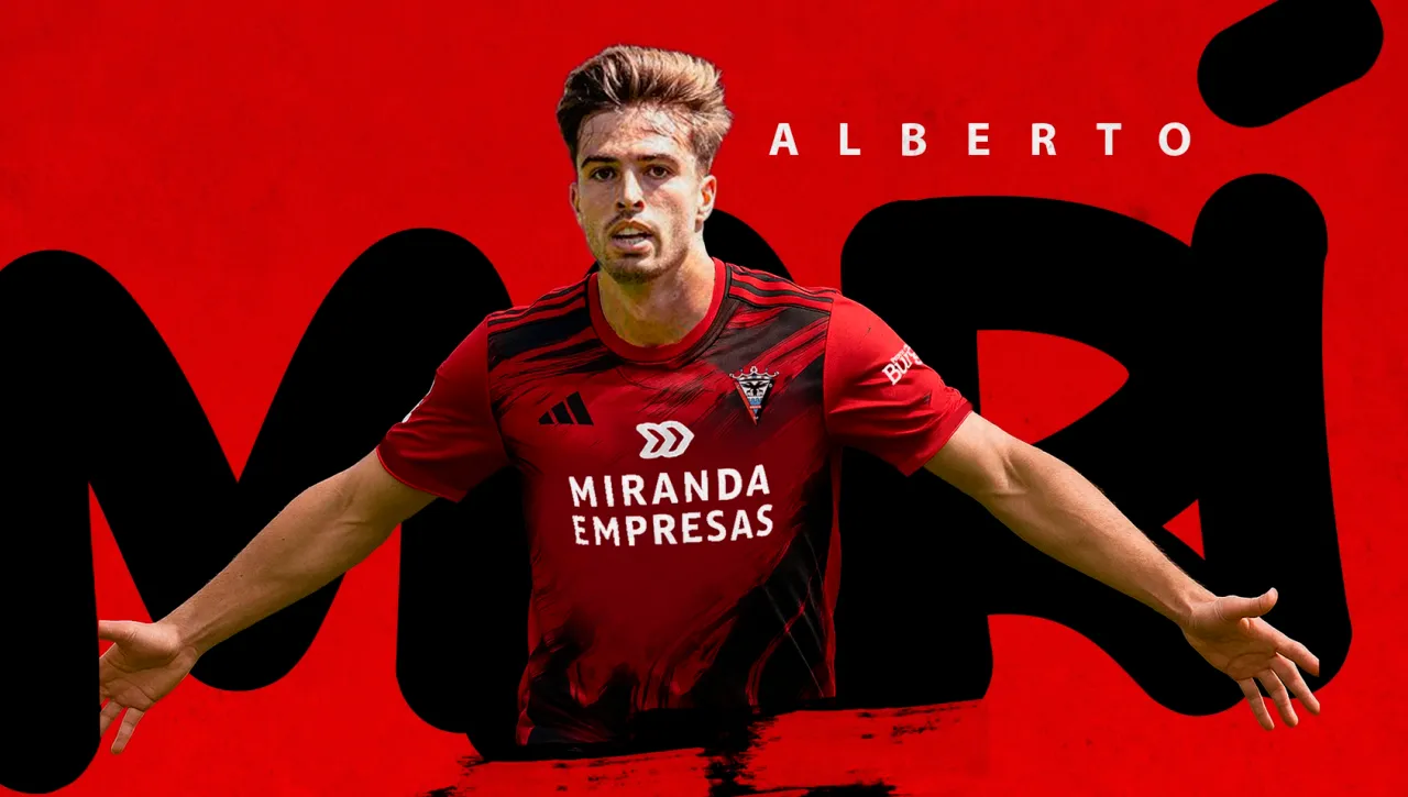 Renueva con el Valencia y se marcha cedido al Mirandés