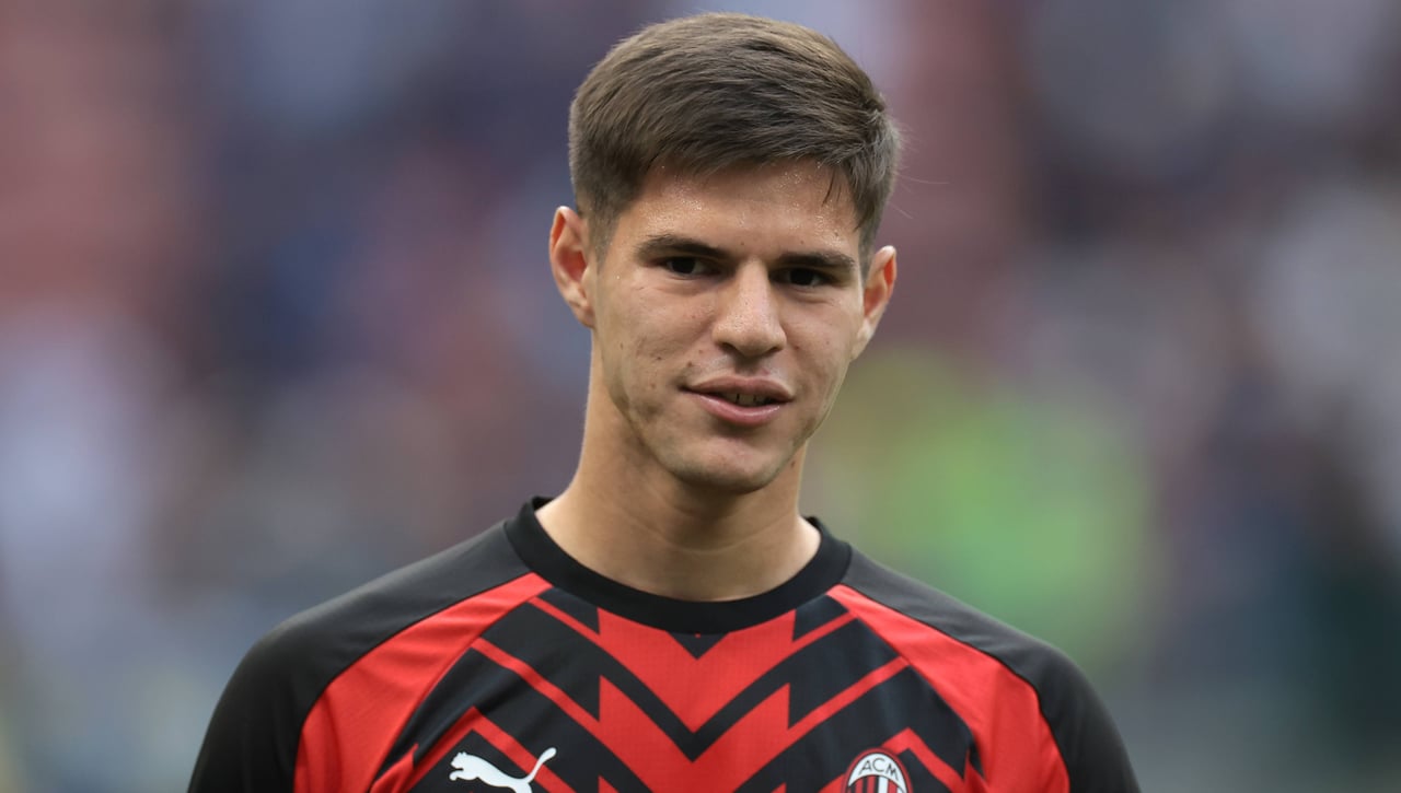 Cádiz y Almería vuelven a pujar por un mismo jugador del Milan