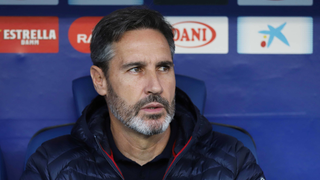 El futuro de Vicente Moreno, en el aire