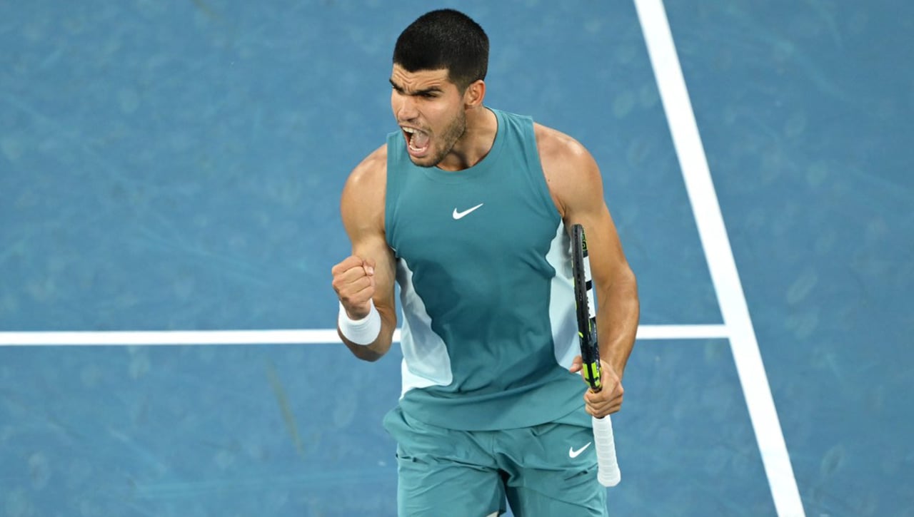 Carlos Alcaraz da el primer paso para hacer historia