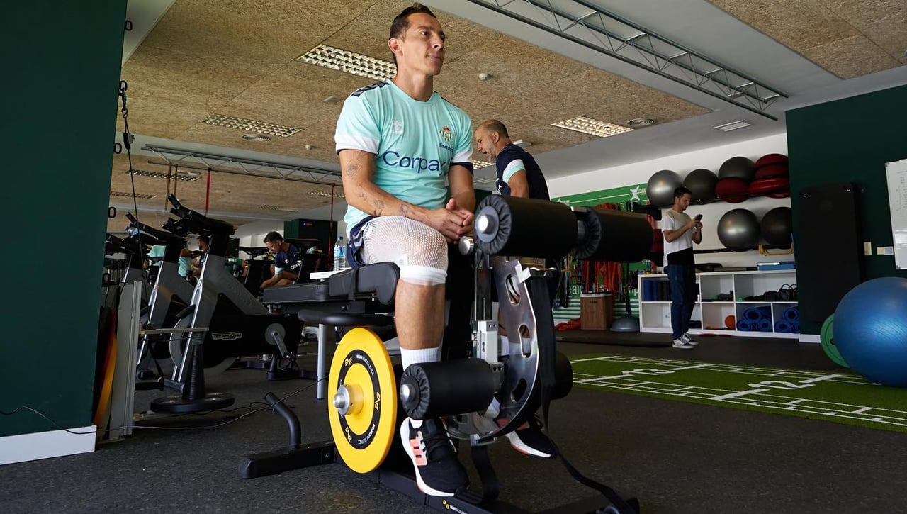 Guardado desvela el reto que se marca el vestuario del Betis para esta temporada