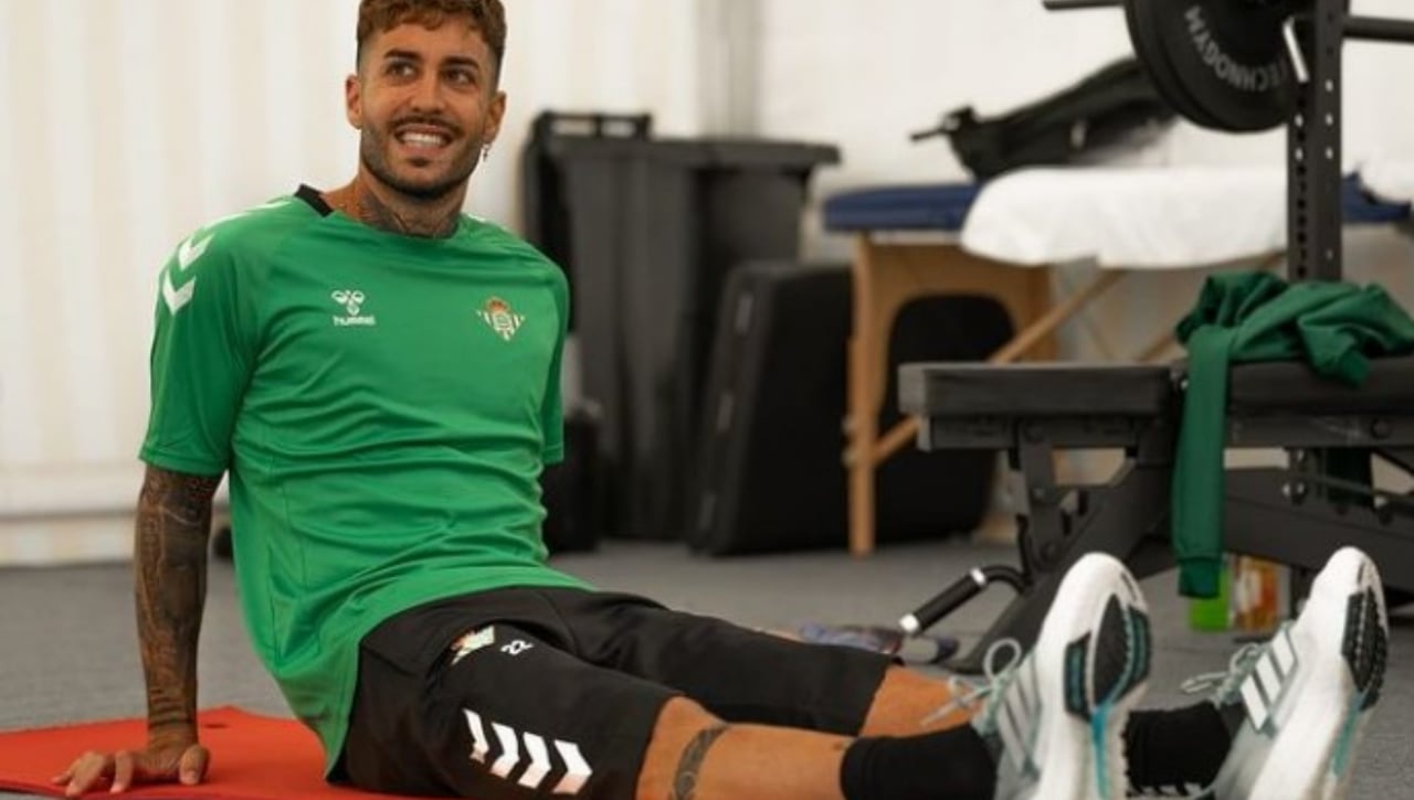 Camarasa vuelve a pisar el césped de la ciudad deportiva