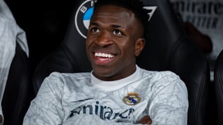 Micrófonos en los banquillos de fútbol