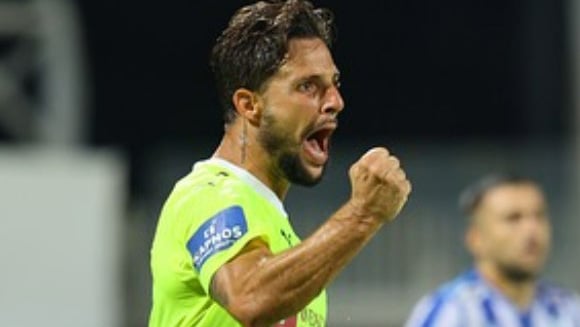 Descendió con el Málaga y actualmente brilla en Europa como pichichi 