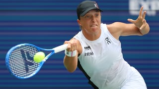 Gauff y Swiatek meten presión a Sabalenka