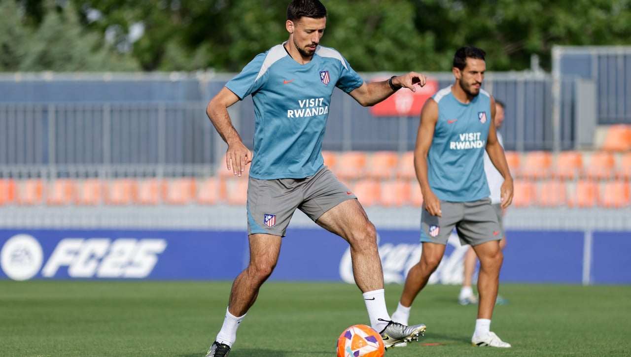 Lenglet, justo a tiempo