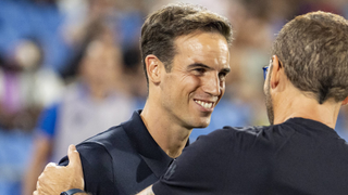 Íñigo Pérez apunta a Iván Balliu