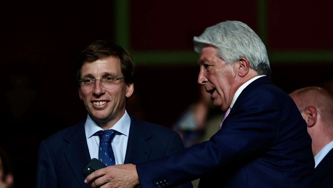 El error de Enrique Cerezo en la previa del Atlético de Madrid - Real Madrid en el que aparece el Barcelona