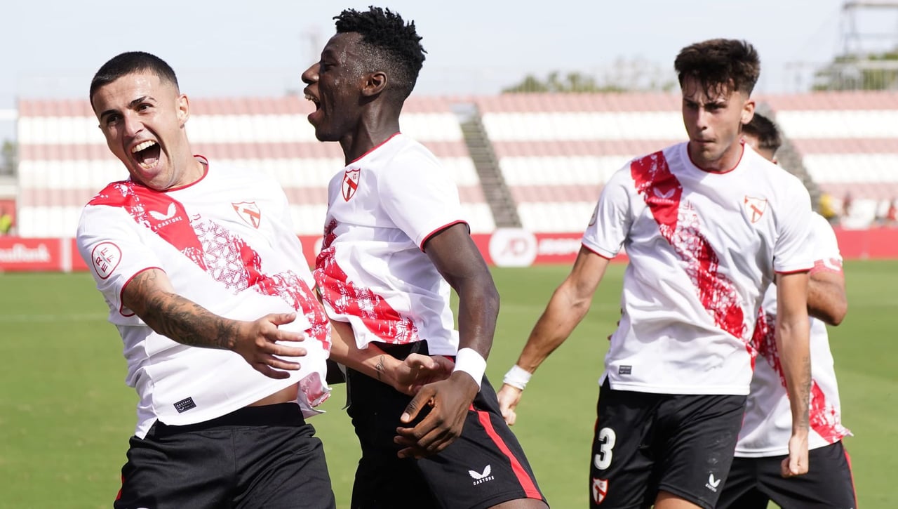 Sevilla Atlético 2 - 0 Yeclano: La felicidad en Nervión la trae el filial