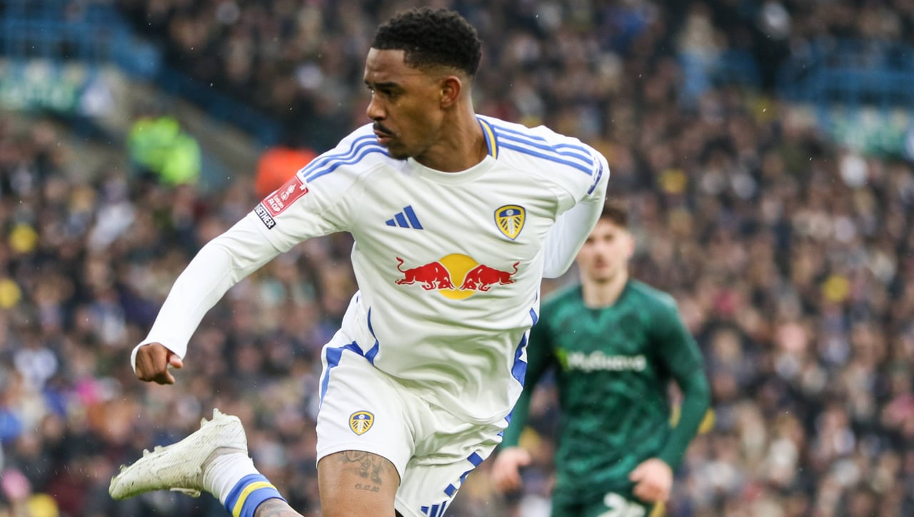 Junior Firpo toma posiciones: cambio de agencia a punto de elegir destino