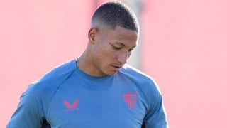 Preocupante baja de última hora y una novedad llamativa en el Sevilla para visitar al Athletic