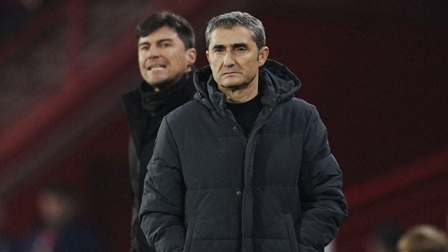 Valverde da la clave del empate del Athletic ante el Granada y aborda la polémica