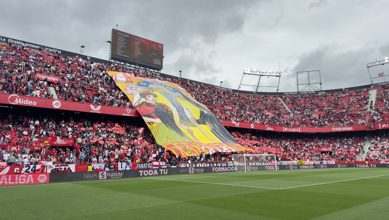 La afición nervionense no falla y los Biris piden que tampoco lo haga el jueves