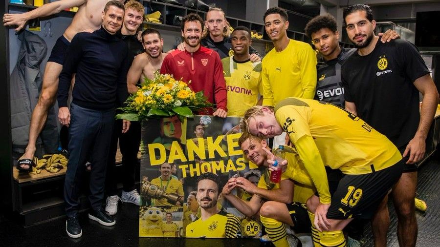 El homenaje del Dortmund a Delaney: "Gracias, Thomas"
