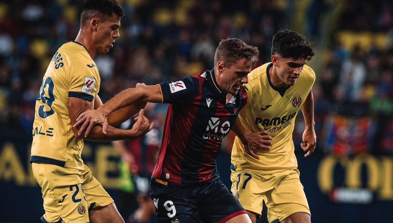 El Levante echa más leña a una Segunda en llamas