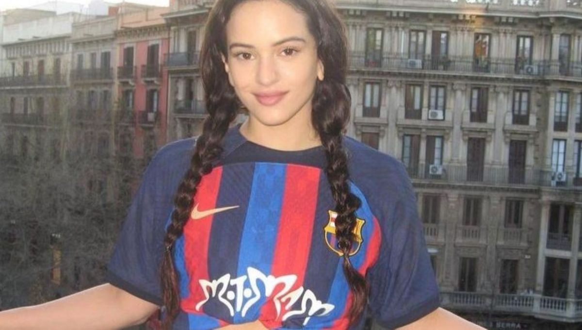 El escandaloso precio de las camisetas del Barcelona de Rosalía para El Clásico