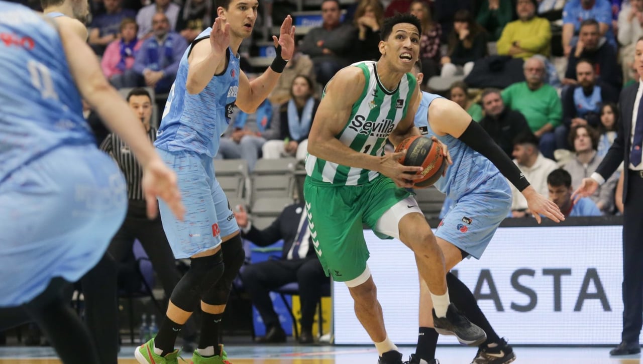 114-115: el Betis respira con la mayor anotación conjunta de la década