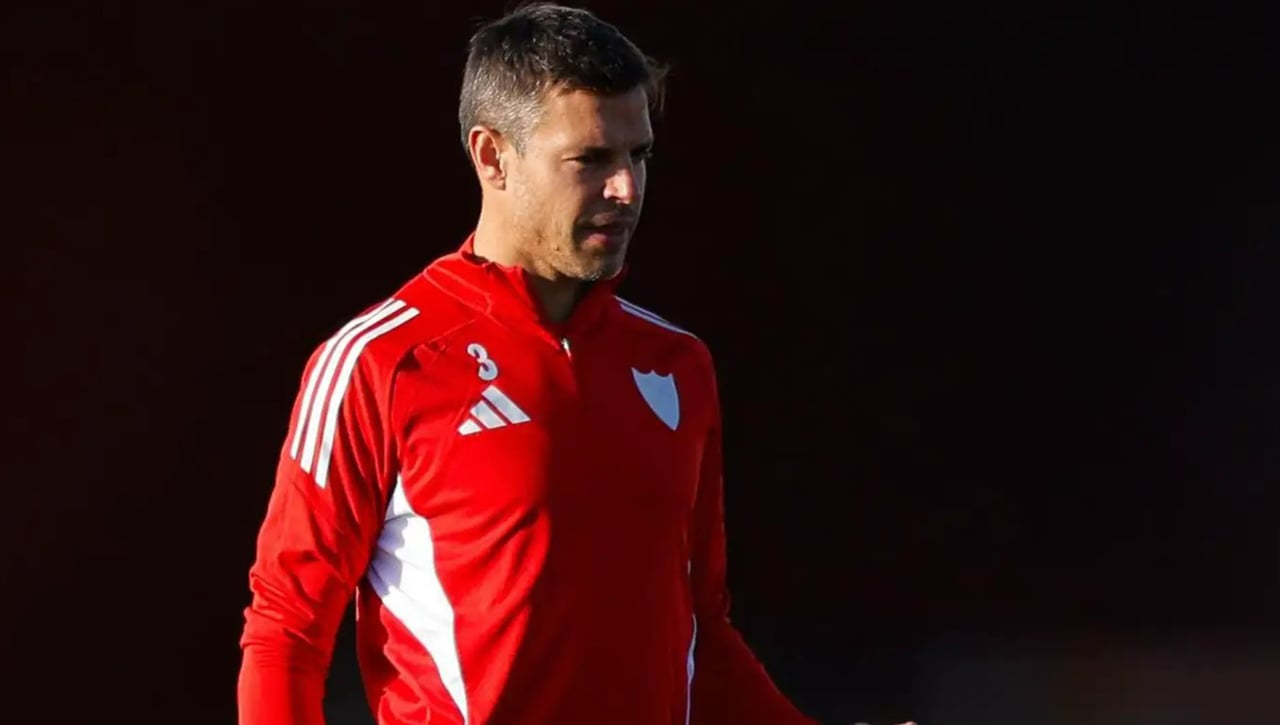 El Sevilla confirma la lesión de Azpilicueta: parte médico y consecuencias