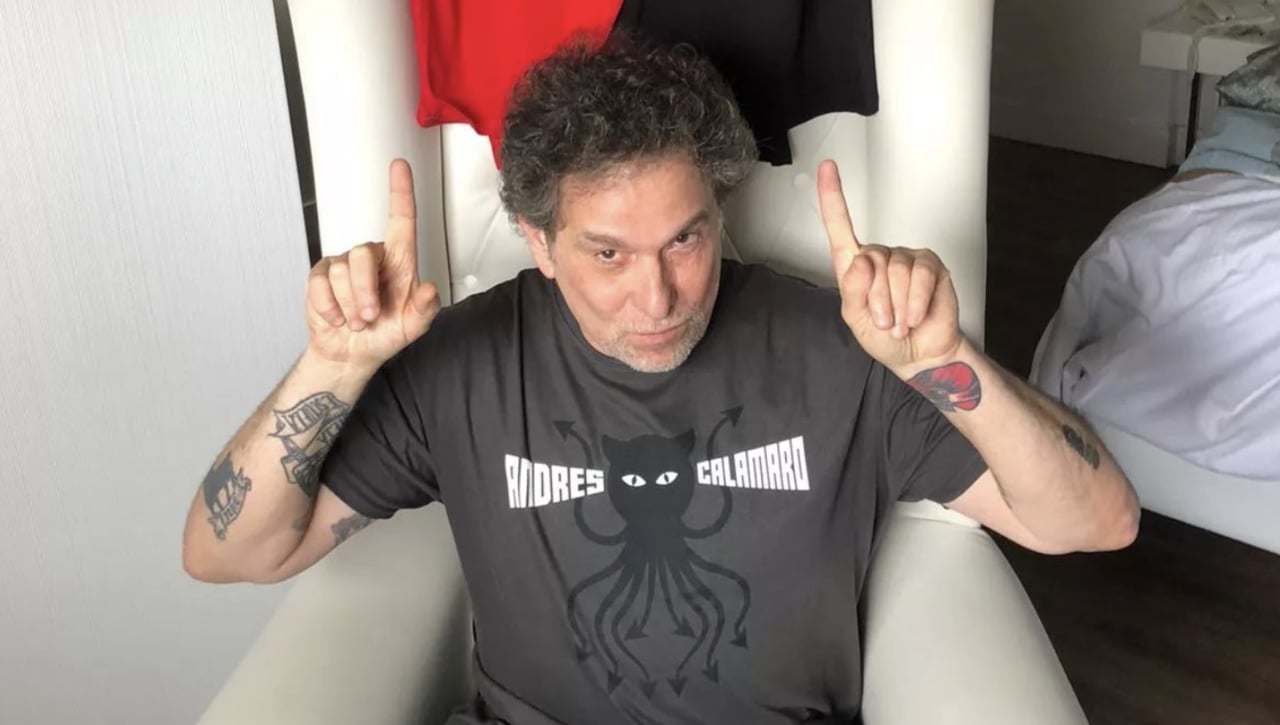 Calamaro la lía en su último concierto: "Volvemos cuando Rubiales y Jennifer puedan acercarse a menos de 200 metros"