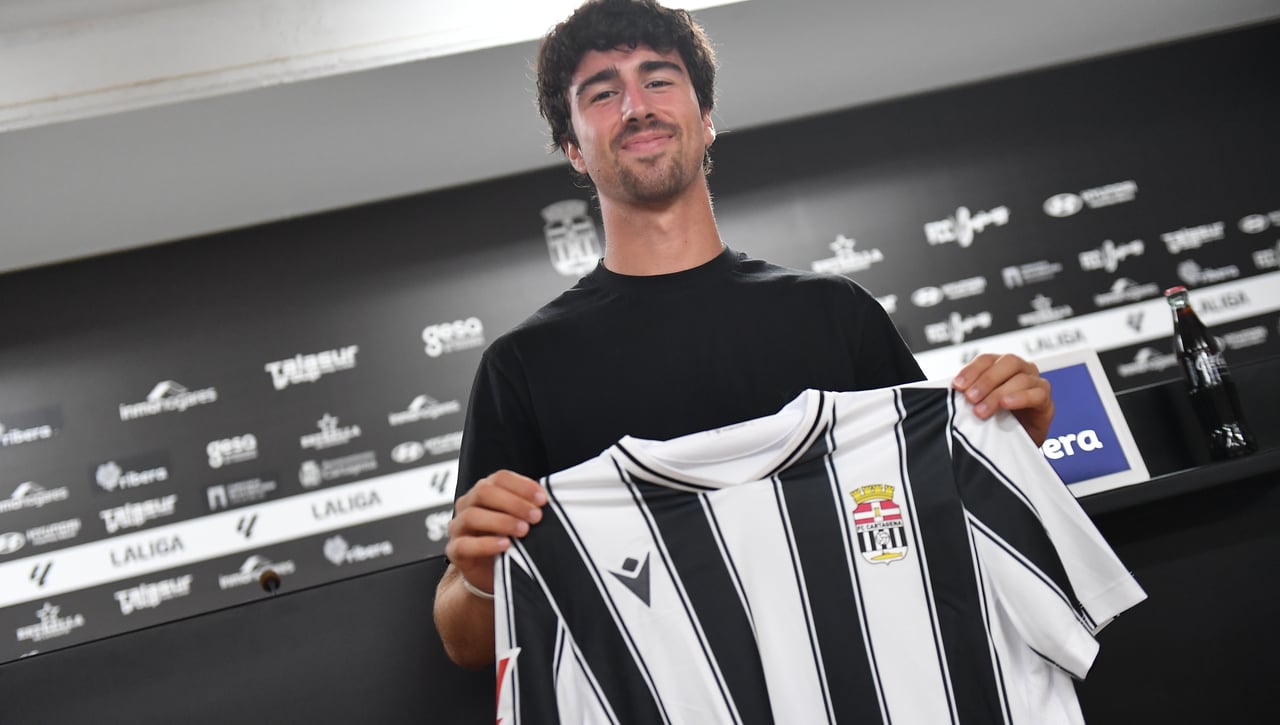 El Valencia decide el futuro de Hugo González