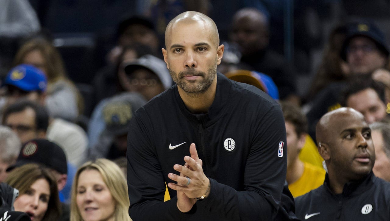 Jordi Fernández se gana una 'vida extra' en la NBA