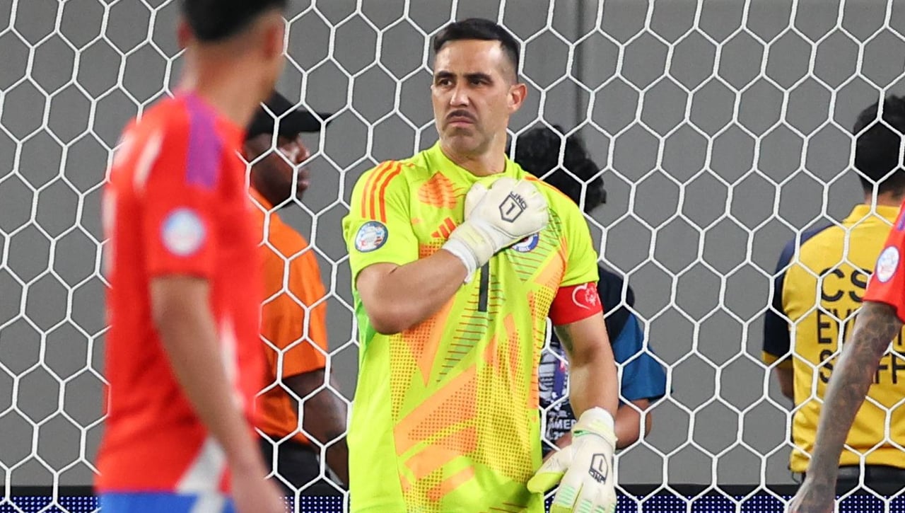 El sorprendente giro que puede llevar a Claudio Bravo a la Premier League