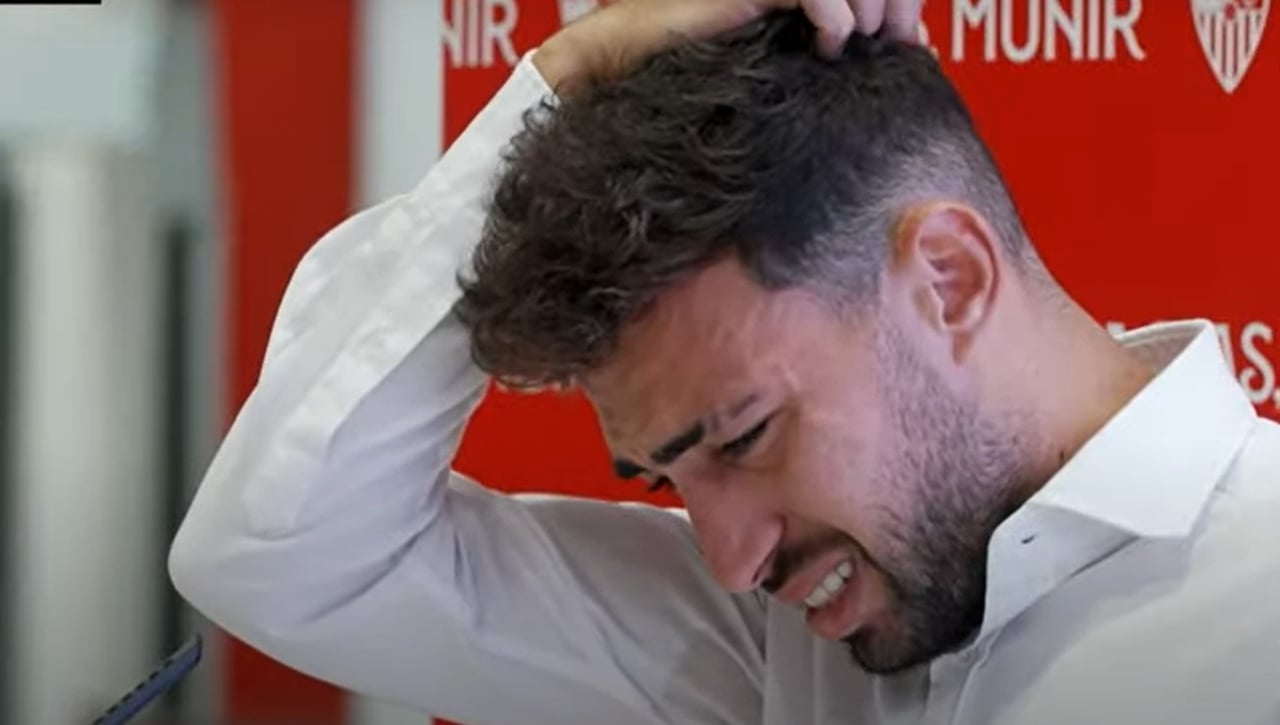 Munir se despide entre lágrimas, hace llorar a Rakitic y manda un mensaje al sevillismo