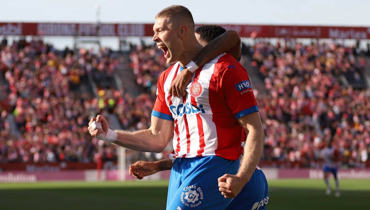 Doblete de Dovbyk para meter presión al Atlético de Madrid con su fichaje