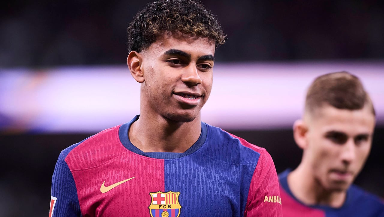 Hansi Flick recibe dos 'noticiones' en el entrenamiento