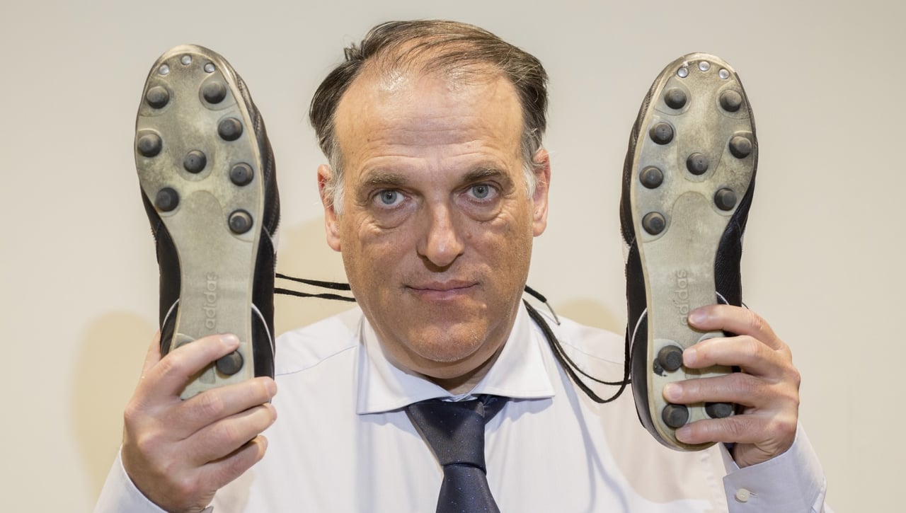 Caso Negreira: Tebas 'invita' a Laporta a dimitir "si no se explica bien"