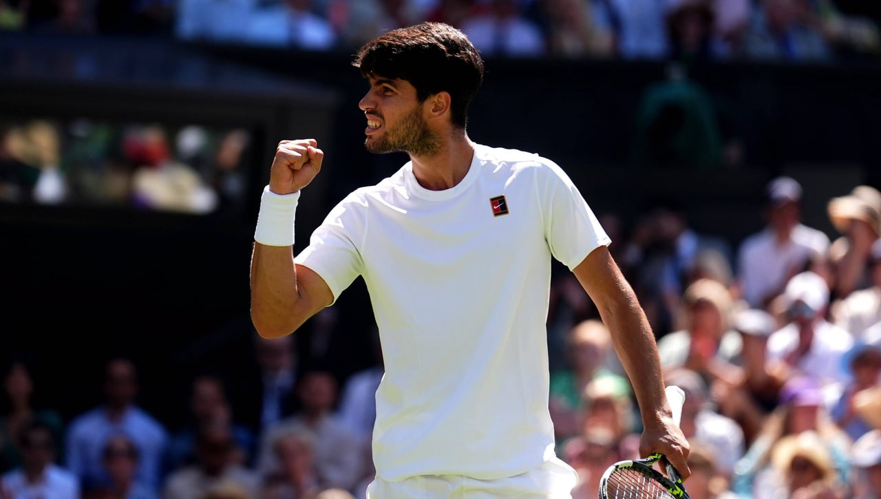 Carlos Alcaraz da un nuevo golpe en el tenis 